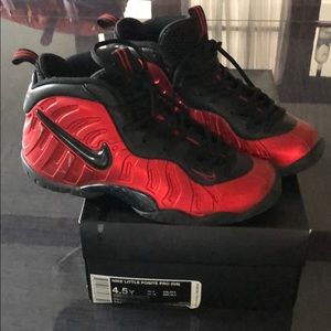 Nike Little Posite Pro (GS) Size 4.5Y